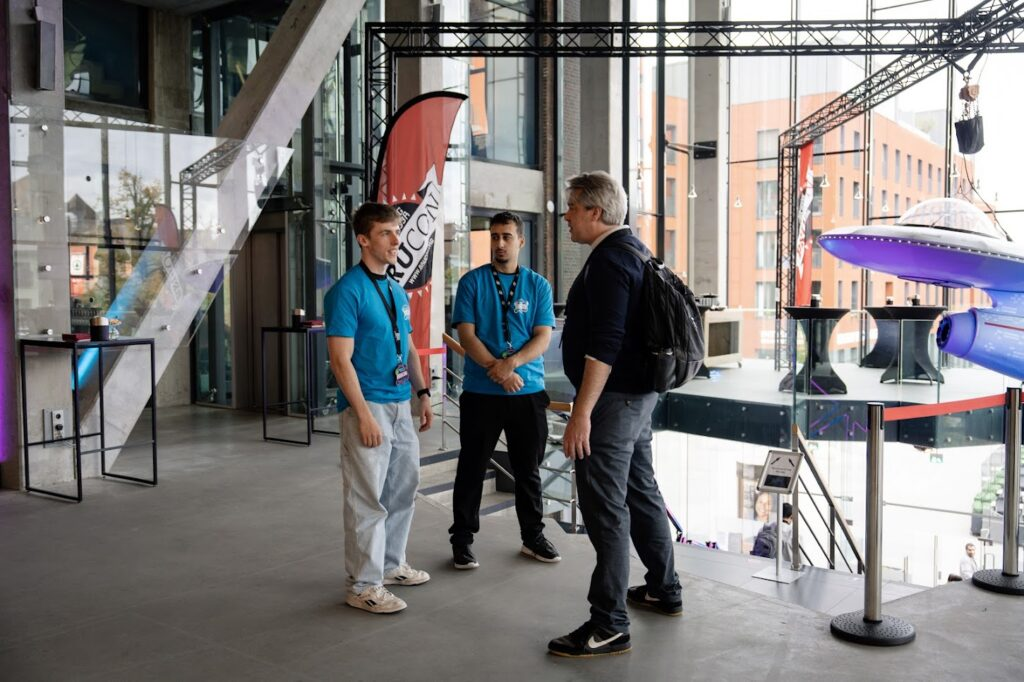 BruCON 0x11: Volunteering at Belgium's Biggest Hacker Conference - Events tech article image